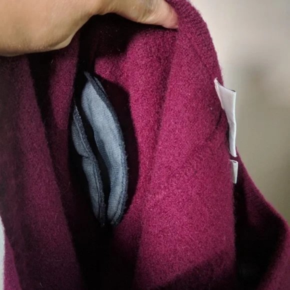 Vintage 100% Wool Knit Sweater Wood Toggles Size in dark red By Russ 2X - Picture 4 of 7